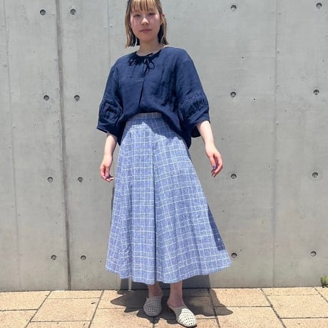 ボルーアブラウス（リボンあり）