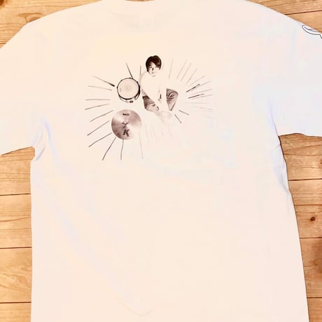 YOYOKA バック写真プリントTシャツ