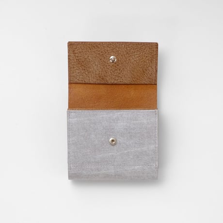 wd2204 / Alternate wallet(light gray/ground brown)