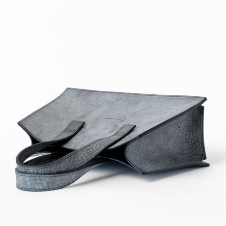 ba2319 / Trapezium hand bag