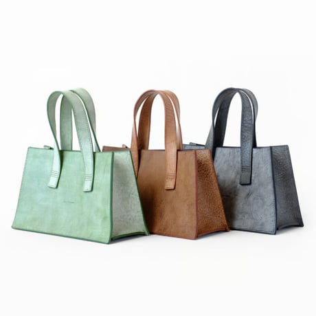 ba2319 / Trapezium hand bag
