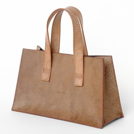 ba2319 / Trapezium hand bag