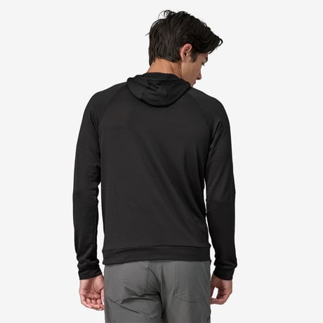 patagonia パタゴニア ／ メンズ・キャプリーン・サーマル・フーディ