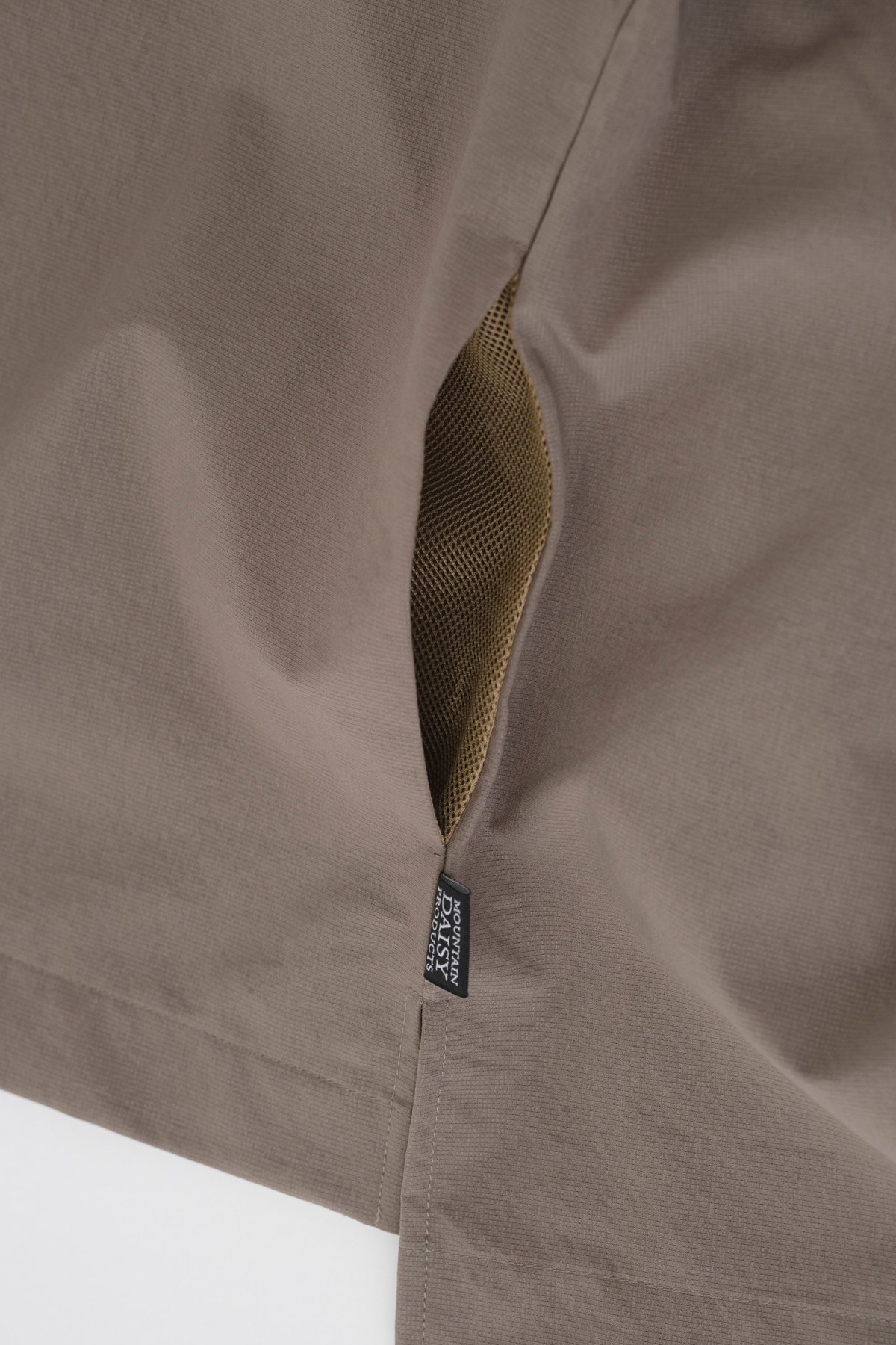 MOUNTAIN DAISY PRODUCTS マウンテンデイジープロダクツ／Hau Hike