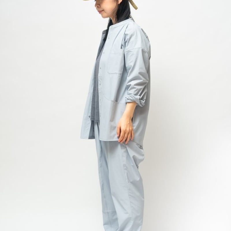 アトリエブルーボトル　Hiker's Smock atelierBluebottle / PAC-Lite 】 . . 当店でも大注目のブランド