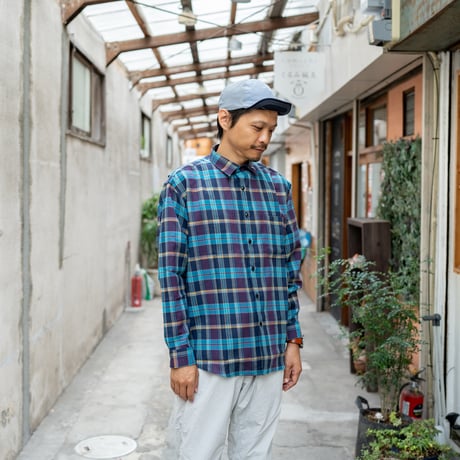 BROWN by 2-tacs ブラウンバイツータックス ／ B32-S002 "Wide collar