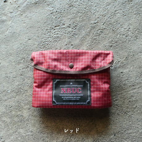 Nruc ヌルク ／ NOIRET