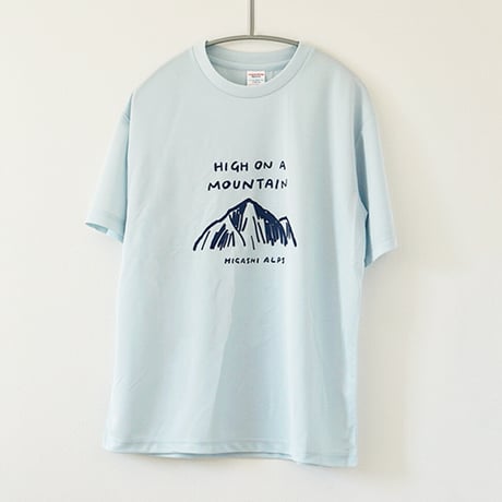 HIGASHI ALPS ／ HIGH ON A MOUNTAIN dry Tシャツ