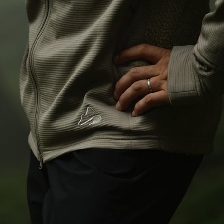 milestone マイルストーン / Cloud Hoody