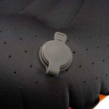 ENLIGHTENED EQUIPMENT／Cloud 9 UL Pillow