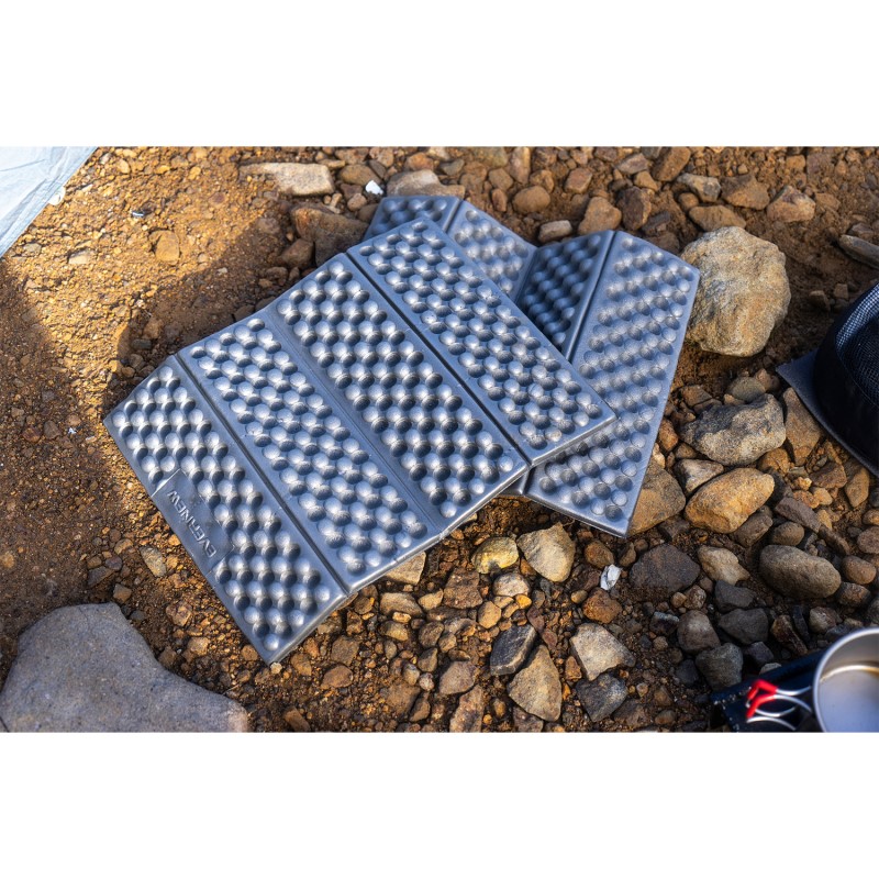 エバニュー EVERNEW 深山寝そべり アウトドア 登山 ハイキング トレッキング マット 座布団 寝具 軽量 EVERNEW エバニュー / 深山座布団 | 旅道具と人 HouHou〈ホウホウ〉