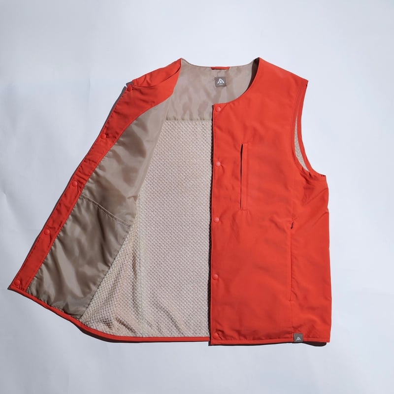 Nruc ヌルク ／ EAMES VEST | 旅道具と人 HouHou〈ホウホウ〉