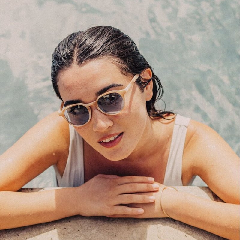 サンスキー  VALLARTA(バヤルタ)/ サングラス  ONE SIZE  BONE TORTOISE GREY SUNSKI サンスキー ／ Vallarta Bone Tortoise Grey | 旅道