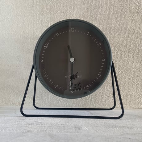 berlin table clock