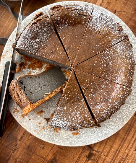 黒胡麻のチーズケーキ