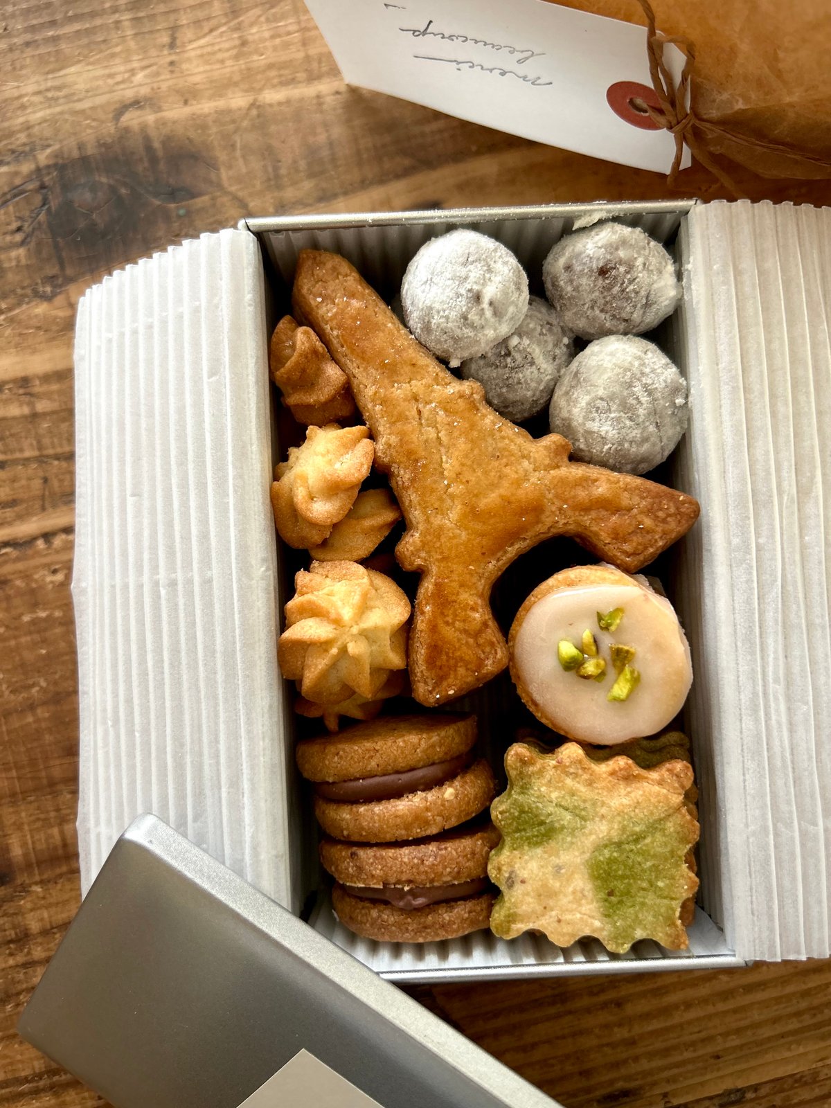 クッキーページ クッキー缶 Mサイズ | biscuiterie Le Lin