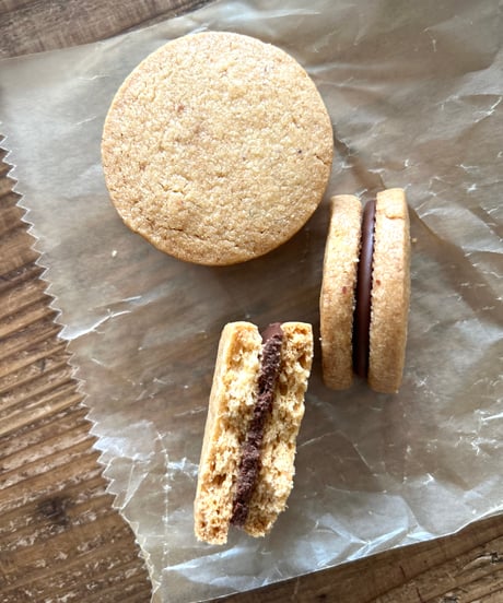 チョコサンドクッキー