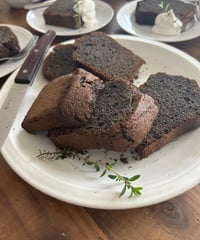 黒胡麻ケーキ