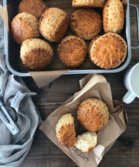 チーズビスケット