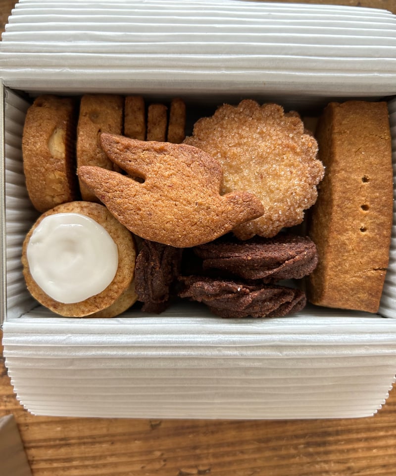クッキーページ アニバーサリークッキー缶 | biscuiterie Le Lin