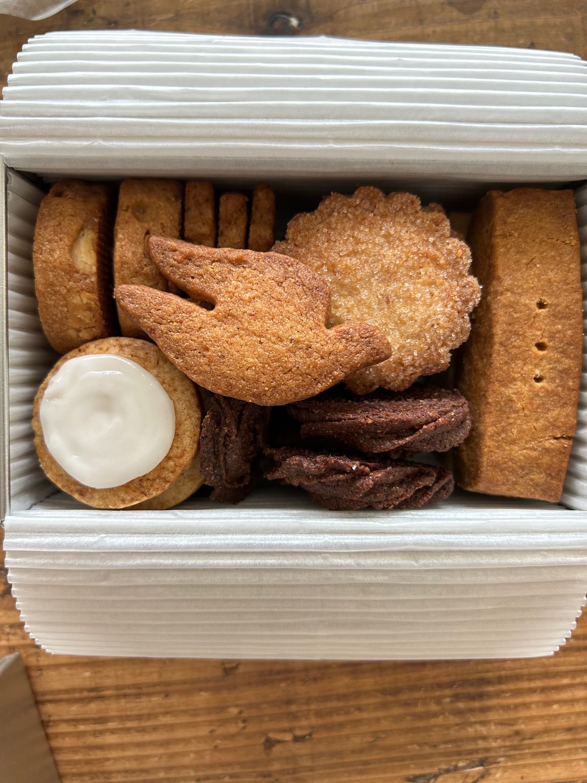 クッキーページ アニバーサリークッキー缶 | biscuiterie Le Lin