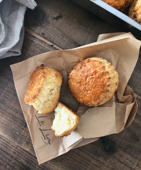 チーズビスケット