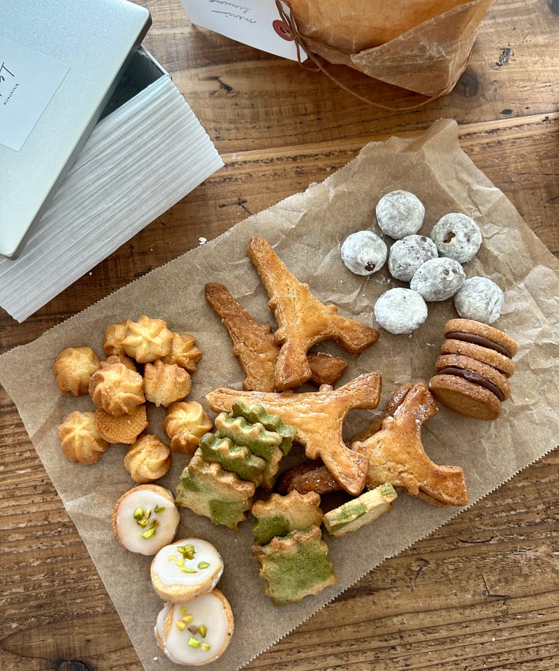 クッキー缶 Mサイズ | biscuiterie Le Lin