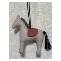 2026年　競走馬のバッグチャームA ベージュに茶色の鞍　材料キット