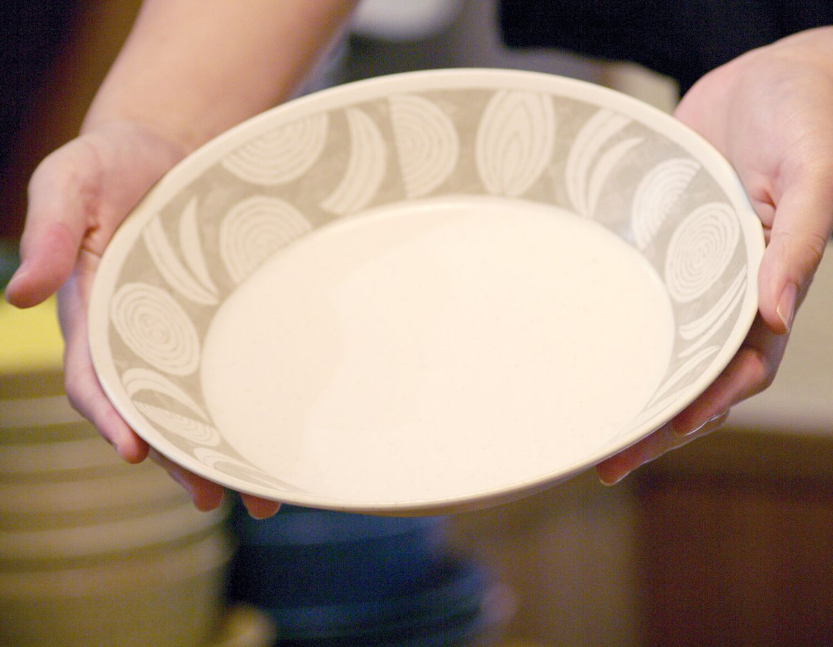 【マリンお取置き】ロンシャン ヤドリギ 深皿プレート2枚セット Longchamp - Longchamp added a new photo.