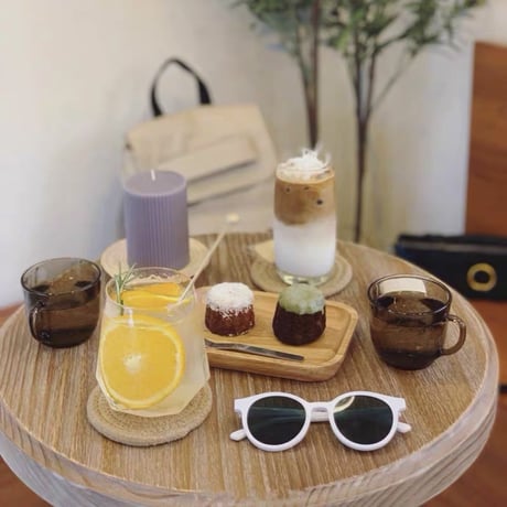 ダイヤモンド型グラス