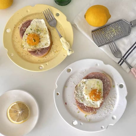 チーズモチーフプレート