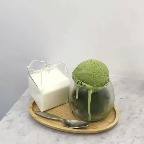 牛乳パック型グラス