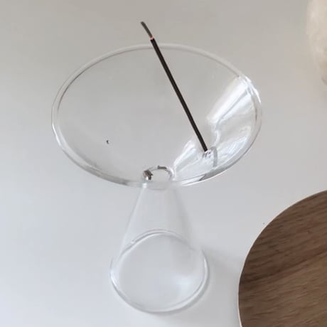 ラウンドクリアインセンスホルダー