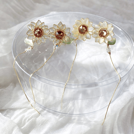 𝖥𝗅𝖾𝗎𝗋 𝖼𝗅𝖺𝗂𝗋𝖾🌻 ピアス / イヤリング