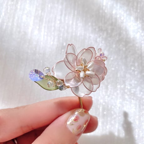 【再入荷】𝐬𝐚𝐤𝐮𝐫𝐚🌸ポニーフック 𝟮𝟬𝟮𝟲