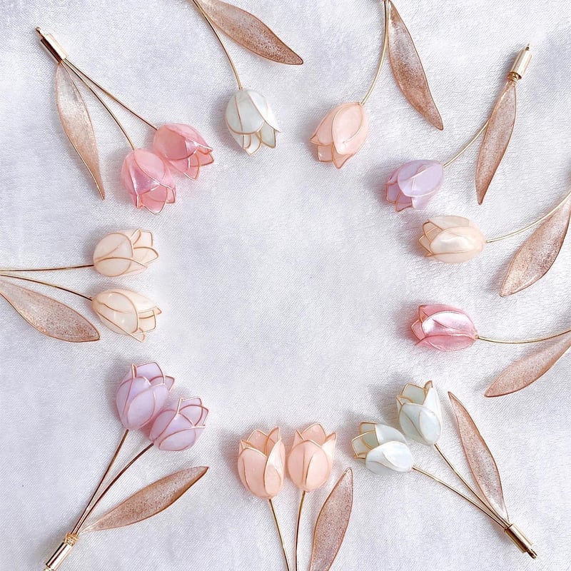 𝚃𝚞𝚕𝚒𝚙𝚜🌷𝟮𝟬𝟮𝟯 (ゴールドリーフ) ピアス/イヤリング 𝚃𝚞𝚕𝚒𝚙𝚜🌷𝟮𝟬𝟮𝟯 (ゴールドリーフ) ピアス/イヤリング