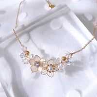 𝐋𝐚 𝐟𝐞𝐭𝐞 / necklace ❊｡*