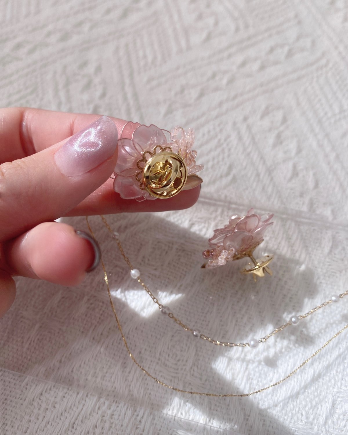 再販】𝐬𝐚𝐤𝐮𝐫𝐚 襟ブローチ🌸𝗉𝗂𝗇𝗄 | Cerise &