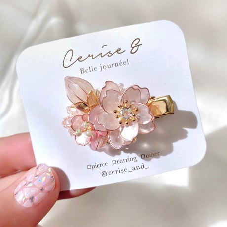 【再販】𝐬𝐚𝐤𝐮𝐫𝐚 𝗺𝗶𝗻𝗶 𝗵𝗮𝗶𝗿 𝗰𝗹𝗶𝗽 𝟮𝟬𝟮𝟱 🌸ヘアクリップ