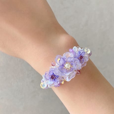 𝑳𝒂 𝒑𝒖𝒓 𝒇𝒍𝒆𝒖𝒓 ..bracelet..