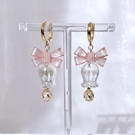 𝗖𝗵𝗿𝗶𝘀𝘁𝗺𝗮𝘀 𝗴𝗹𝗮𝘀𝘀 𝗯𝗲𝗹𝗹 ࿄ཽ·˖ ピアス/イヤリング