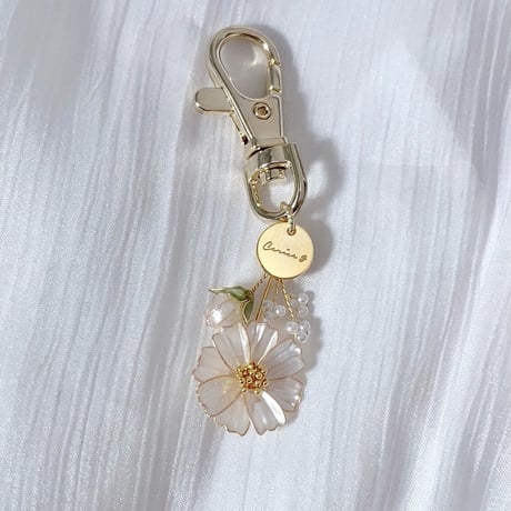 𝗖𝗼𝘀𝗺𝗼𝘀 𝗯𝗮𝗴 𝗰𝗵𝗮𝗿𝗺🌼バッグチャーム