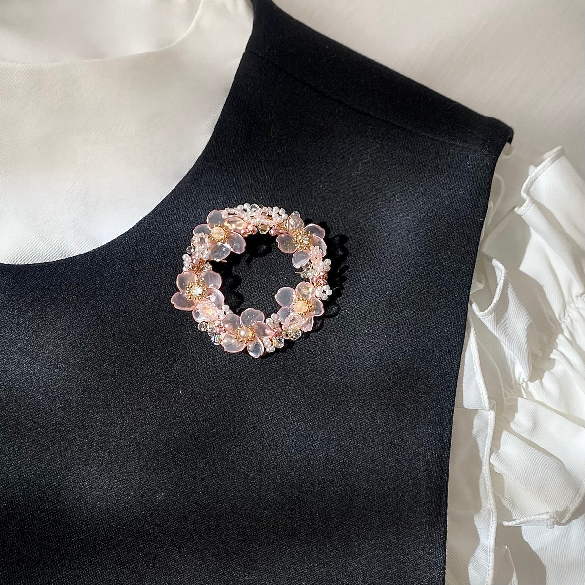 再入荷】𝗦𝗔𝗞𝗨𝗥𝗔 ブローチ🌸 𝟮𝟬𝟮𝟲 ꒱ | Cerise &