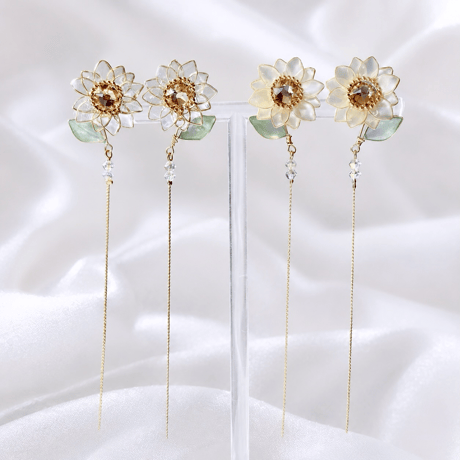 𝖥𝗅𝖾𝗎𝗋 𝖼𝗅𝖺𝗂𝗋𝖾🌻 ピアス / イヤリング