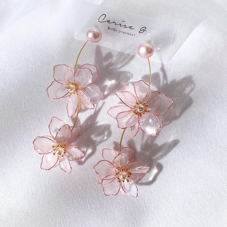 【カチューシャご購入の方限定】𝗷𝗼𝗹𝗶𝗲 𝗳𝗹𝗲𝘂𝗿🌸 ピアス/イヤリング