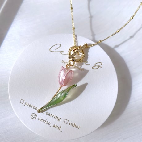 𝗟𝗮 𝗧𝗨𝗟𝗜𝗣 🌷..necklace