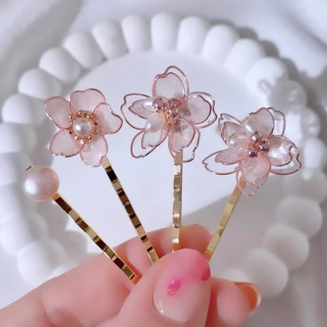 【再販】𝐬𝐚𝐤𝐮𝐫𝐚 𝗽𝗶𝗻 𝘀𝗲𝘁 🌸(ヘアピン)