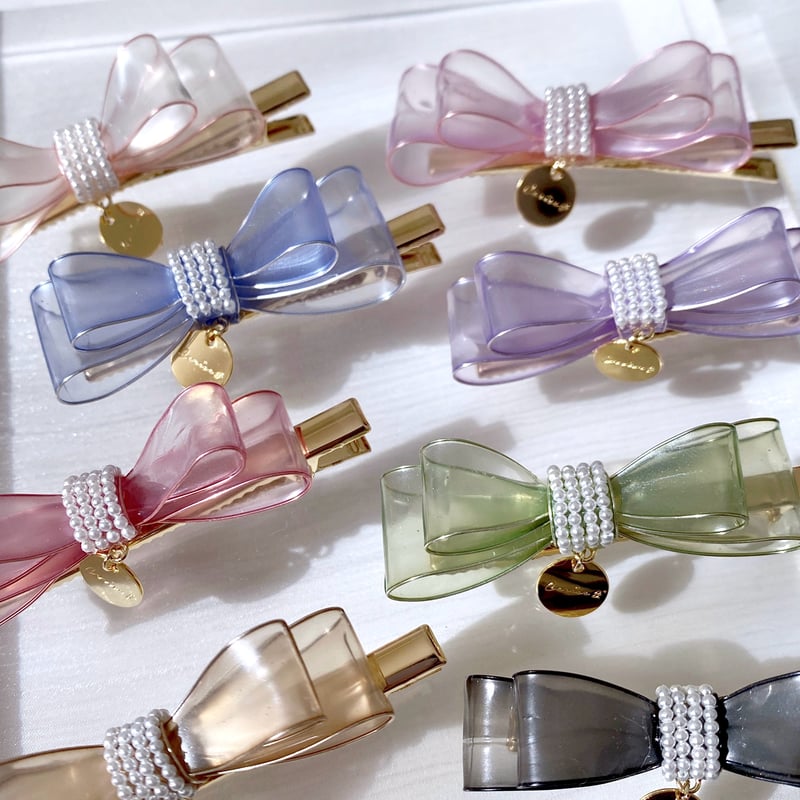 リボンヘアクリップ 専用ページ 𝐑𝐮𝐛𝐚𝐧 𝗁𝖺𝗂𝗋 𝖺𝖼𝖼𝖾𝗌𝗌𝗈𝗋𝗒 🎀ロゴ付きリボンクリップ