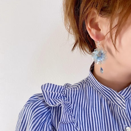 【再販】𝐋𝐮𝐦𝐢è𝐫（リュミエール）ピアス/イヤリング