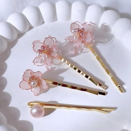 【再販】𝐬𝐚𝐤𝐮𝐫𝐚 𝗽𝗶𝗻 𝘀𝗲𝘁 🌸(ヘアピン)